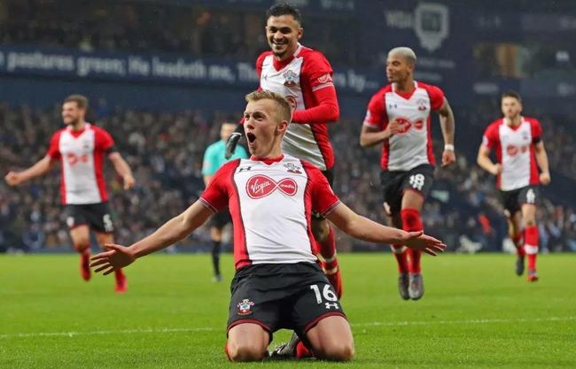 TA：弗林蓬通过瑜伽和普拉提预防伤病，战热刺将回归大名单（TA报道：弗林蓬以瑜伽与普拉提预防伤病，战热刺将重返大名单）