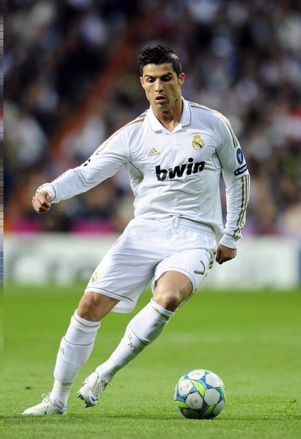 欧协联前瞻：水晶宫盼取胜直通淘汰赛，古比斯竞技状态堪忧（欧协联前瞻：水晶宫力争胜利锁定淘汰席位，古比斯竞技状态不佳）