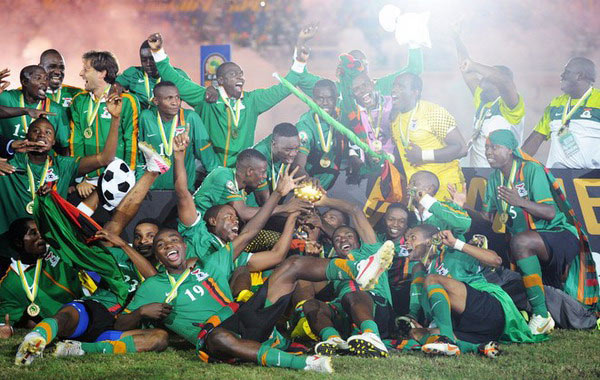 圣吉罗斯主帅：我们展现出了勇气和激情，对球队表现感到满意（圣吉罗斯主帅：球队展现勇气与激情，我对表现很满意）