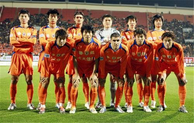 卡恩：如果卡尔延续良好状态，他在德国队站稳脚跟并不难（卡恩：卡尔若保持良好状态，立足德国队不难）