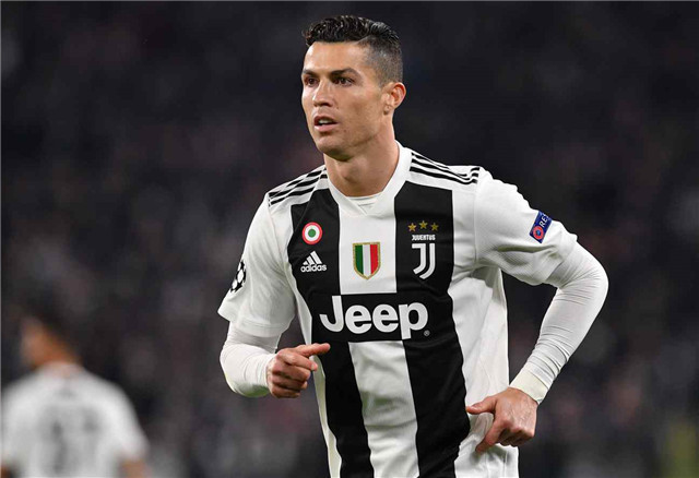 鲍威尔称不关注青岛队，专注与山东男篮化学反应（鲍威尔：不看青岛，重心放在与山东男篮的磨合）