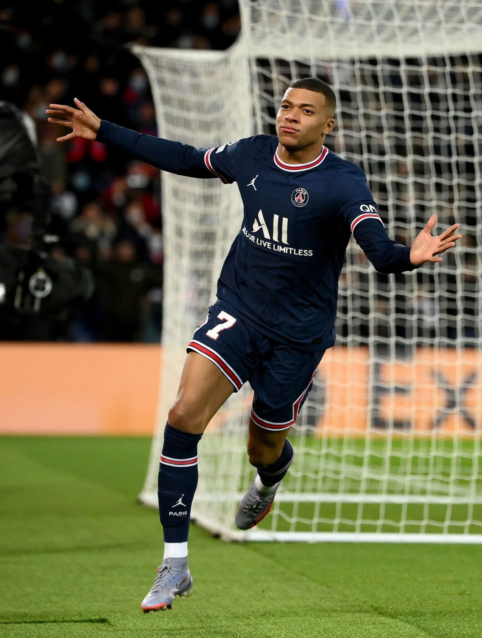 博主：达万已经返回巴西治伤，不会出战国安vs麦克阿瑟一役（据博主称，达万已回巴西疗伤，将缺席国安对麦克阿瑟之战）