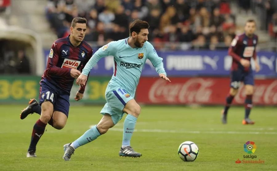 火箭末节爆发连扳三分险胜国王（火箭末节发力连中三分惊险击退国王）