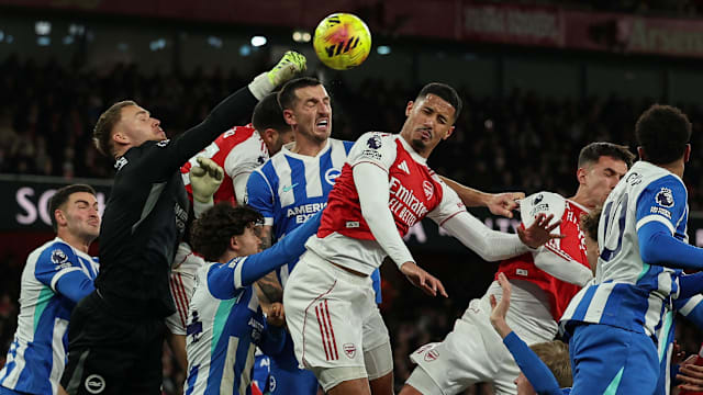 带队6战4胜重回积分榜榜首，穆斯卡特当选中超9／10月最佳教练（穆斯卡特率队6战4胜再登榜首，荣膺中超9／10月最佳教练）