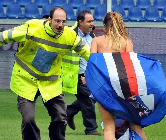 美记：字母哥表示自己要养好身体为球队而战，而不是逃避困难（美媒：字母哥强调养好身体为队而战，拒绝逃避挑战）