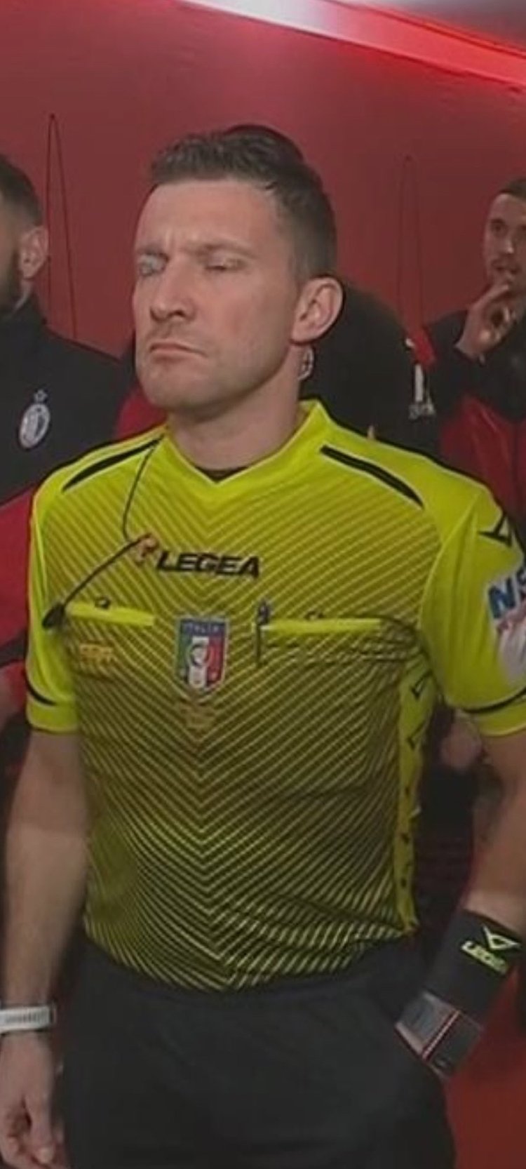 TA：沙特、美职联许多球队有意萨拉赫，但1月买他可行性不大（沙特与美职联多家俱乐部追求萨拉赫，冬窗引进可行性不高）