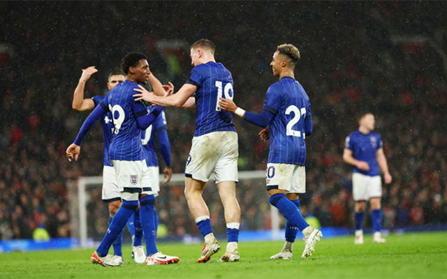 西班牙足协官方：皇马对赫伊森黄牌的上诉被驳回（西班牙足协：否决皇马对赫伊森黄牌的申诉）