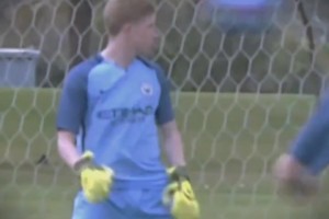 安东尼：我曾踢过一届世界杯，无惧竞争梦想再次参赛（安东尼：踢过世界杯，不惧竞争，盼再度出征）