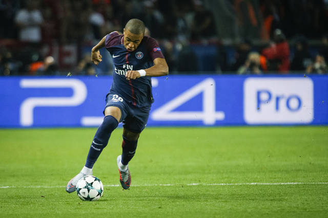 德转最新俱乐部身价排名：皇马13.8亿欧排名第一（德转发布最新俱乐部身价榜：皇马以13.8亿欧领跑）